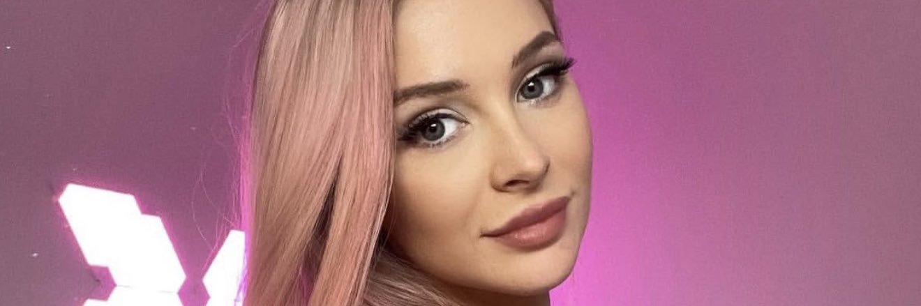 bebahannah7's profile banner image