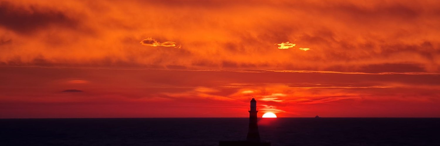 _caitfitz's profile banner image