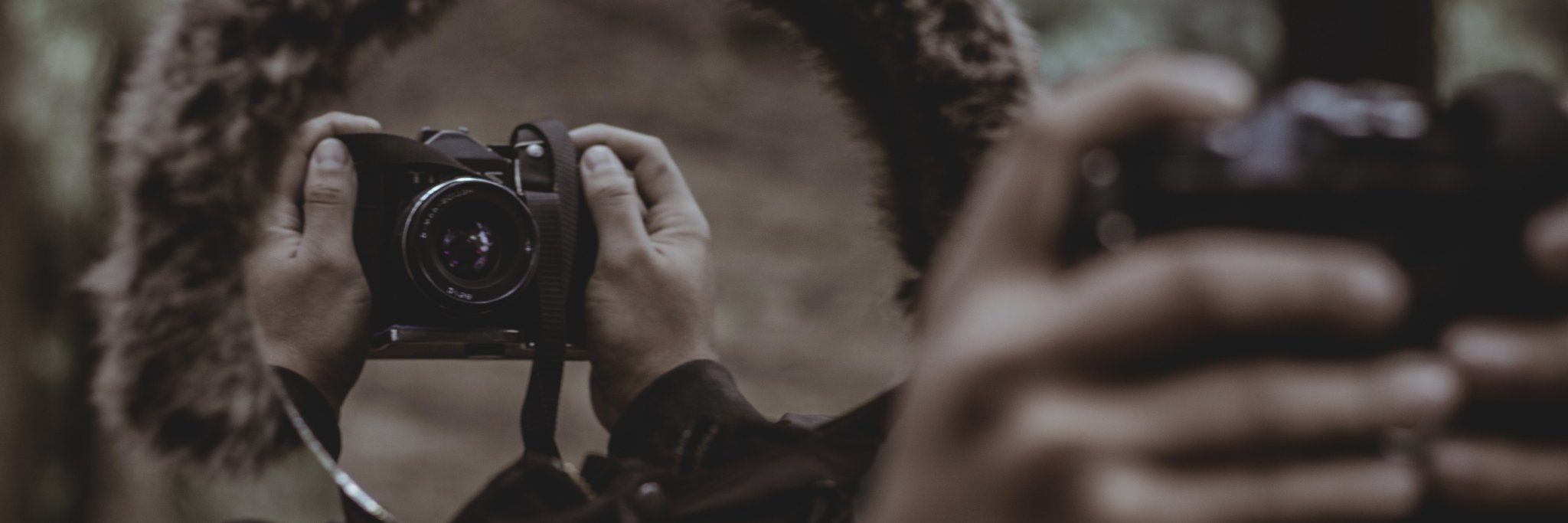 T banner