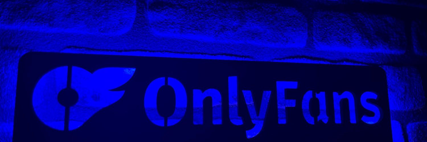 romeno_boy's profile banner image