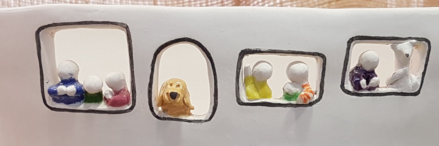 nellyponti's profile banner image