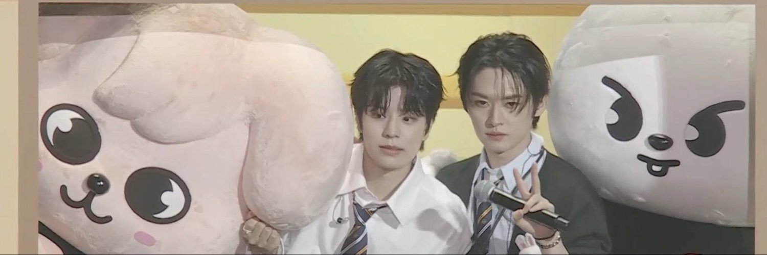 smomenttt's profile banner image