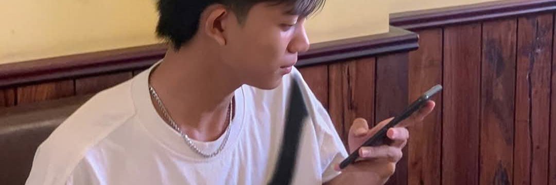 TraNhut99's profile banner image