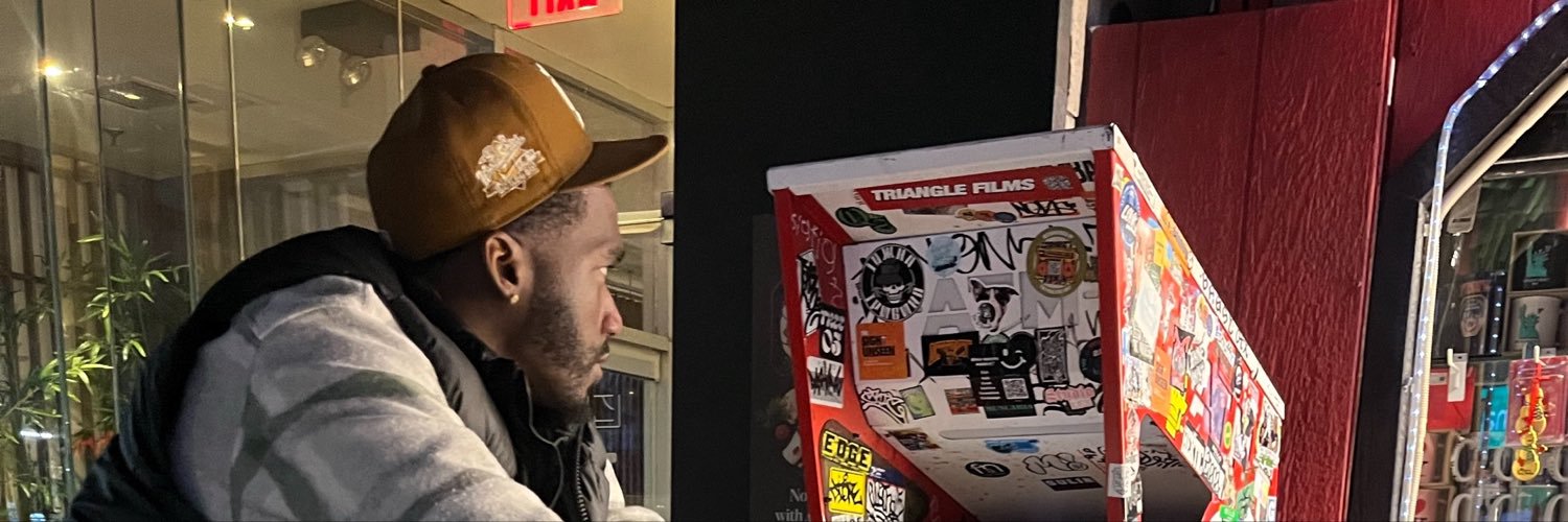 Mallzfromdatown's profile banner image
