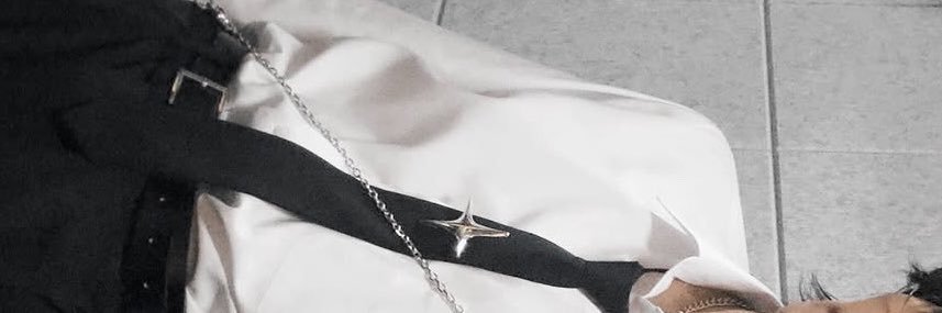 xjnqn's profile banner image