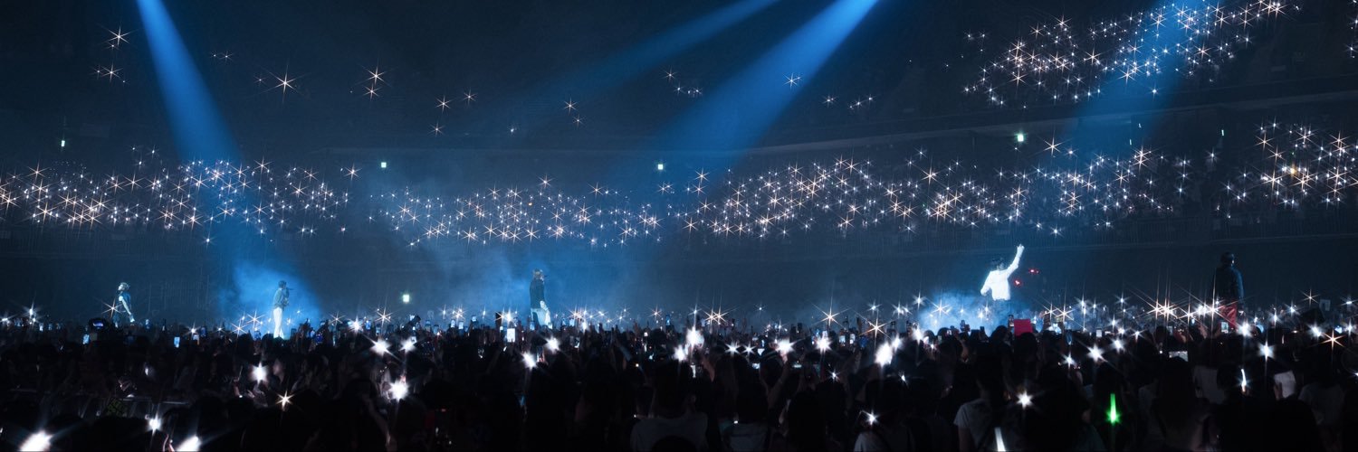 818MARTINIBLU's profile banner image