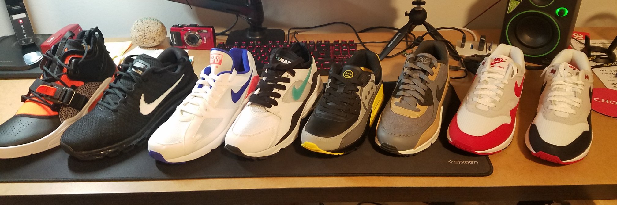 b0wlboy's profile banner image