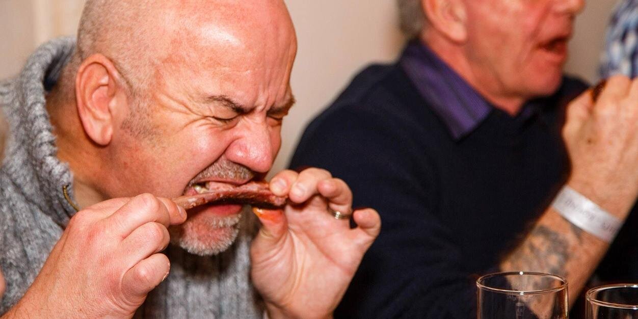 Simon Steggles banner