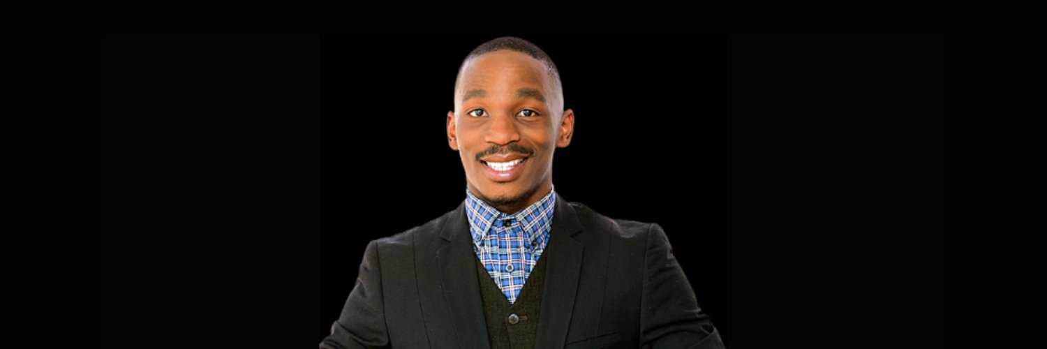luthojohn's profile banner image