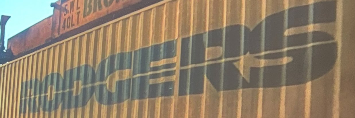 STpho5m's profile banner image