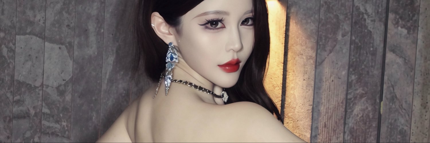 xiaosaner520's profile banner image