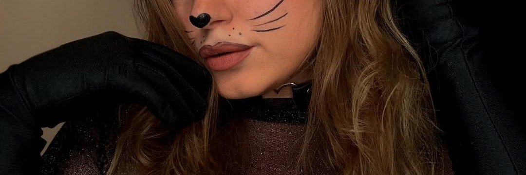 queenmisri's profile banner image