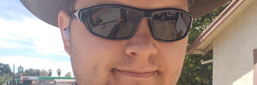 Yi2op's profile banner image
