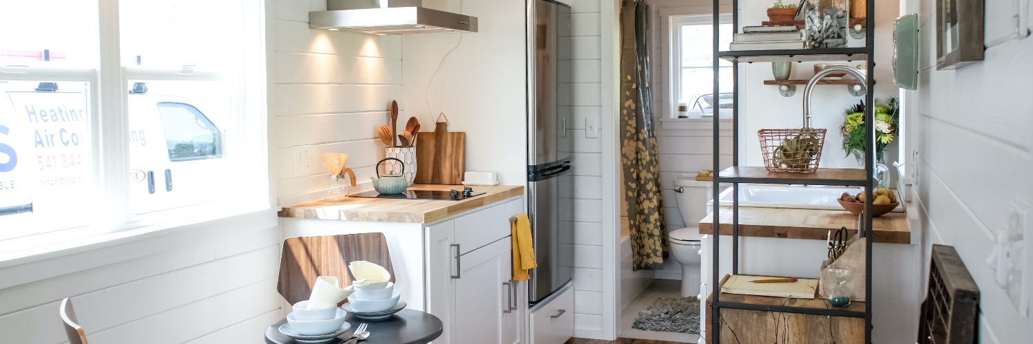 Tiny House Listings banner