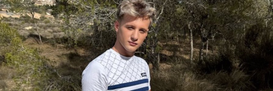 AlexScottkj's profile banner image