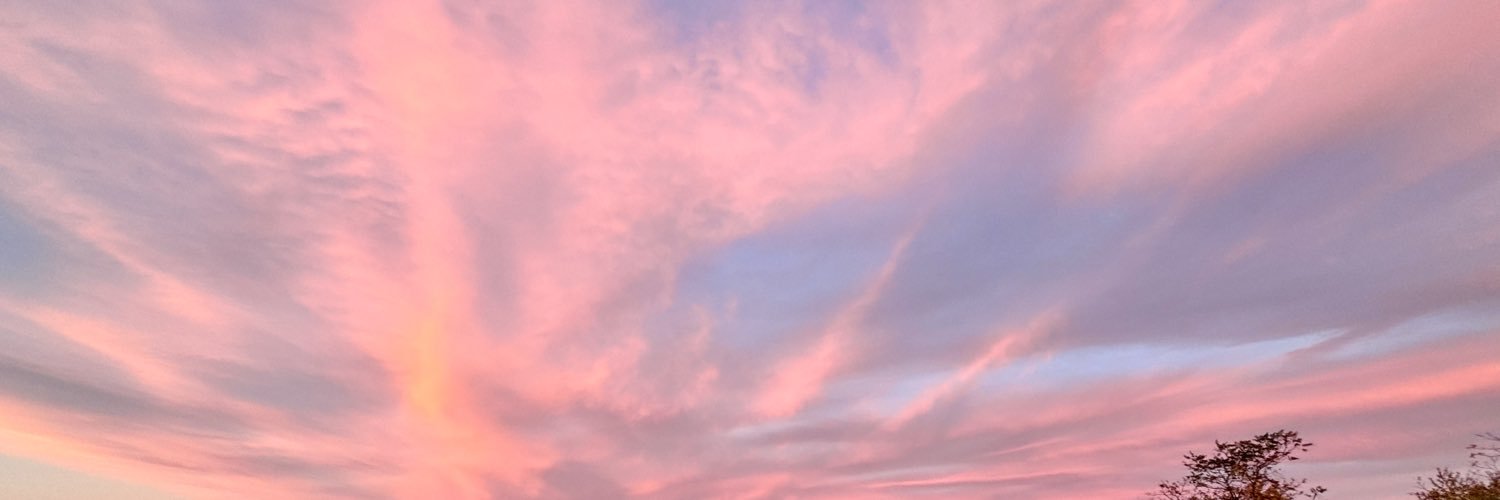 kneeltomyfat's profile banner image