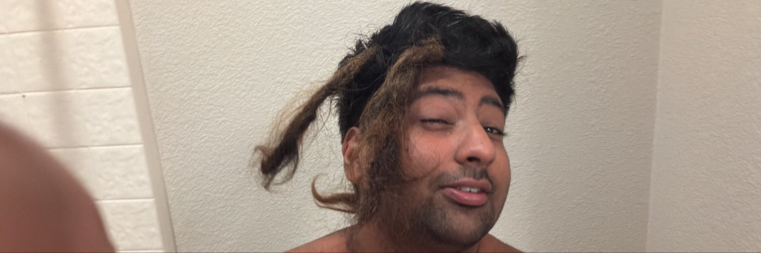 FrozzyLilFrozz's profile banner image