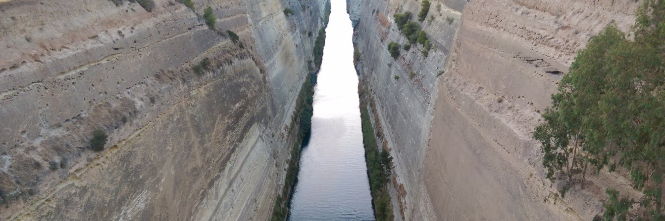Damian Mac Con Uladh banner