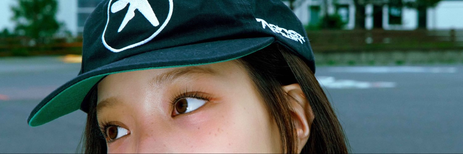 comiyeoni's profile banner image