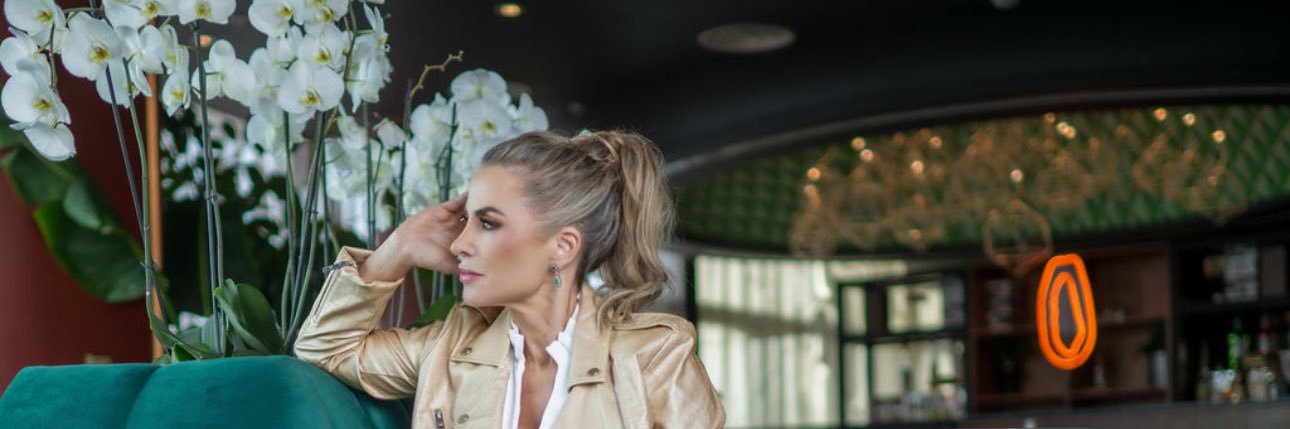 Silvina Moschini banner