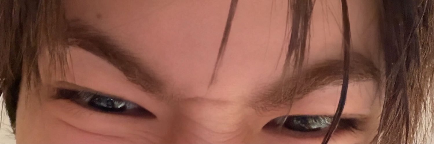 takewyw1's profile banner image