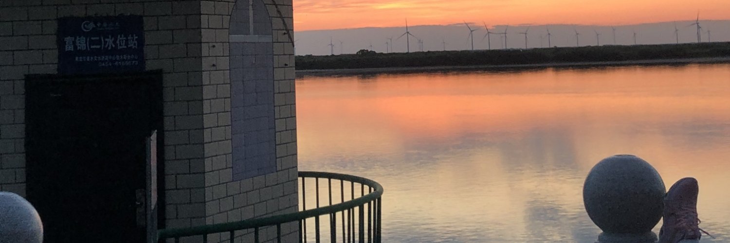 YiQihsr4's profile banner image