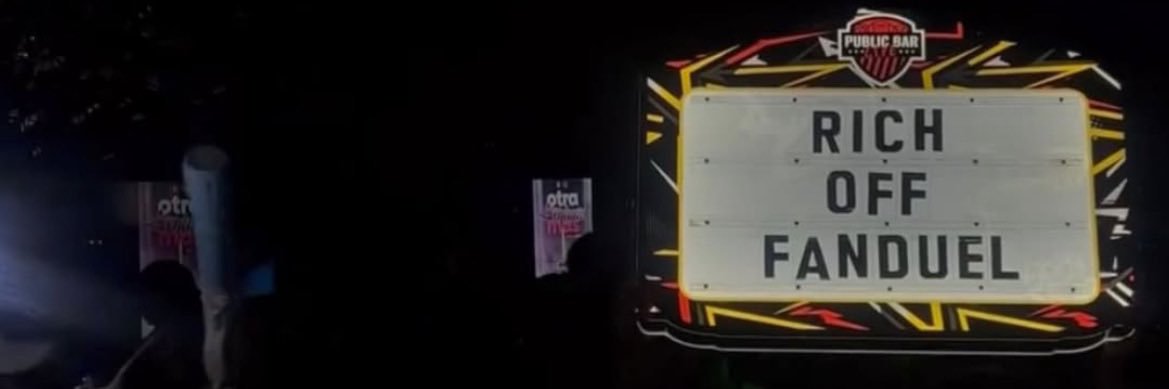 Spillinaire's profile banner image