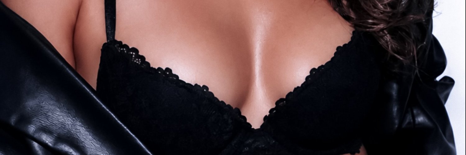 Aleena_Beauti's profile banner image