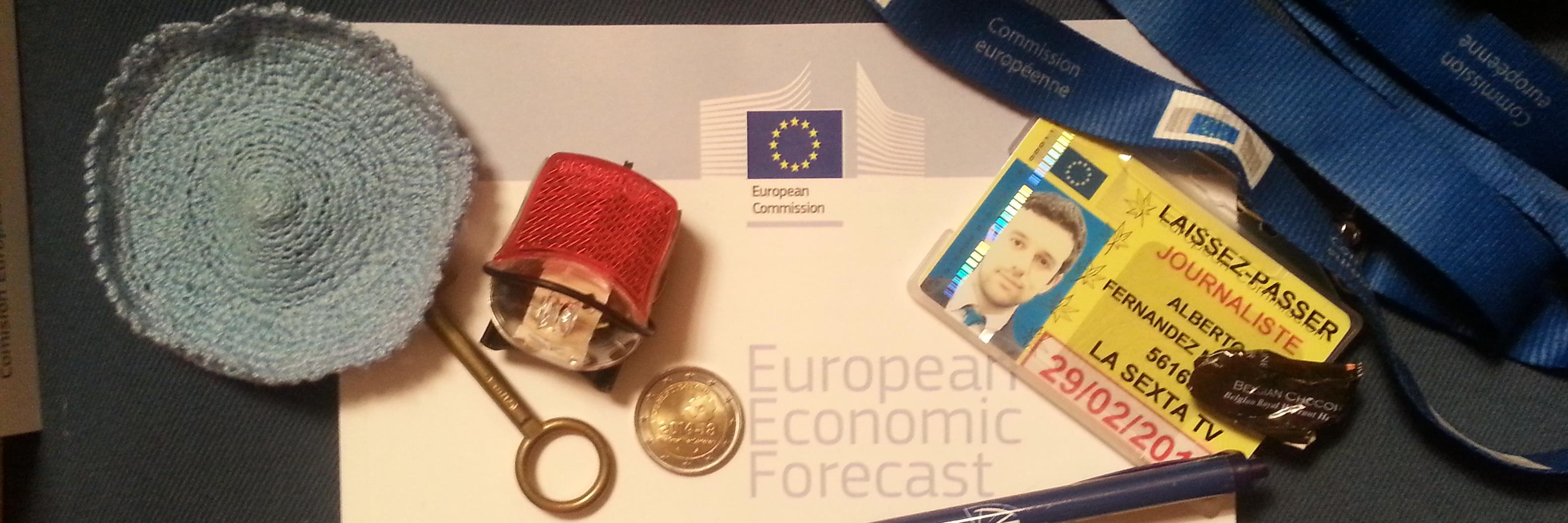 Alberto Fernández banner