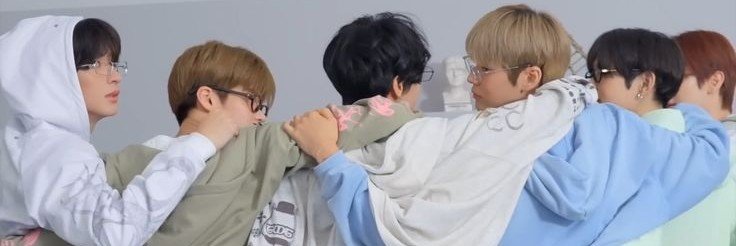 stareybin's profile banner image