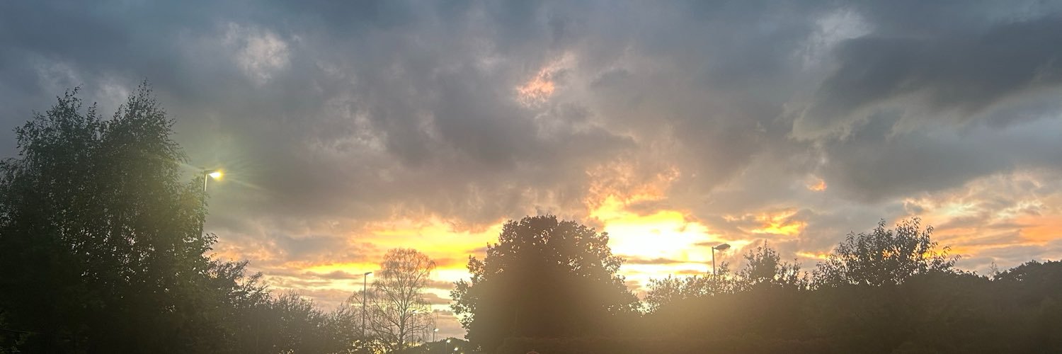 ValueSelfiy's profile banner image