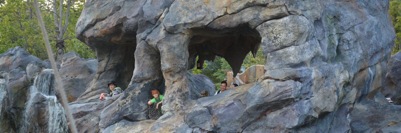 Mintae circense 🎄 banner