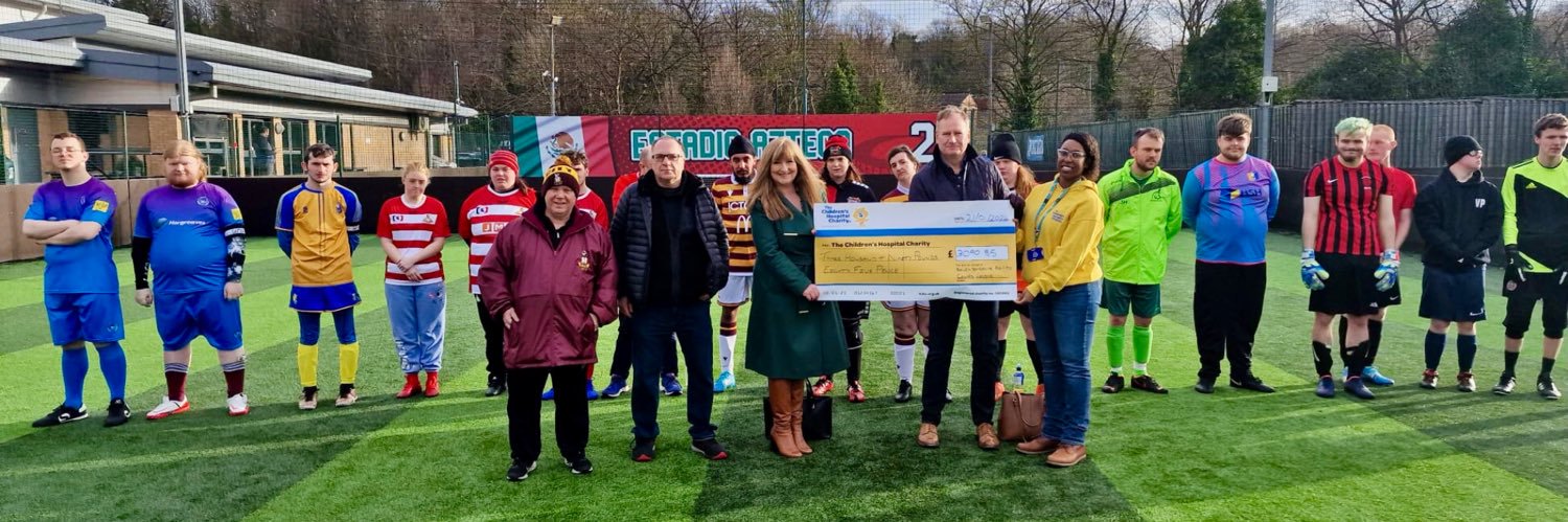 Sarah Makepeace 💙 🚜 banner