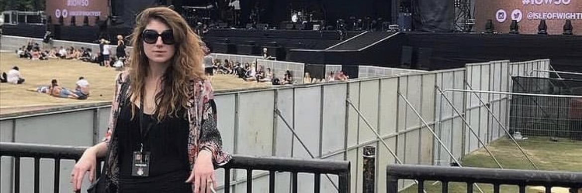 DANIELLE PERRY banner