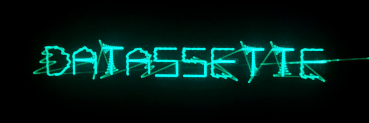 No Context DΛTΛSSSSSETTE banner