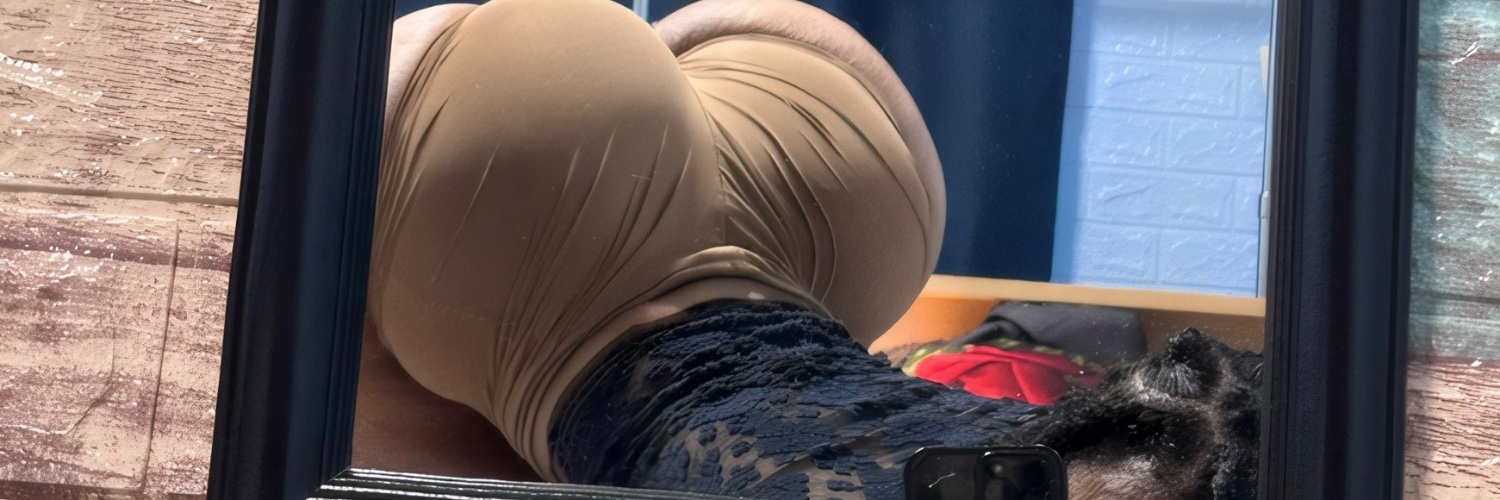 realonehere_'s profile banner image