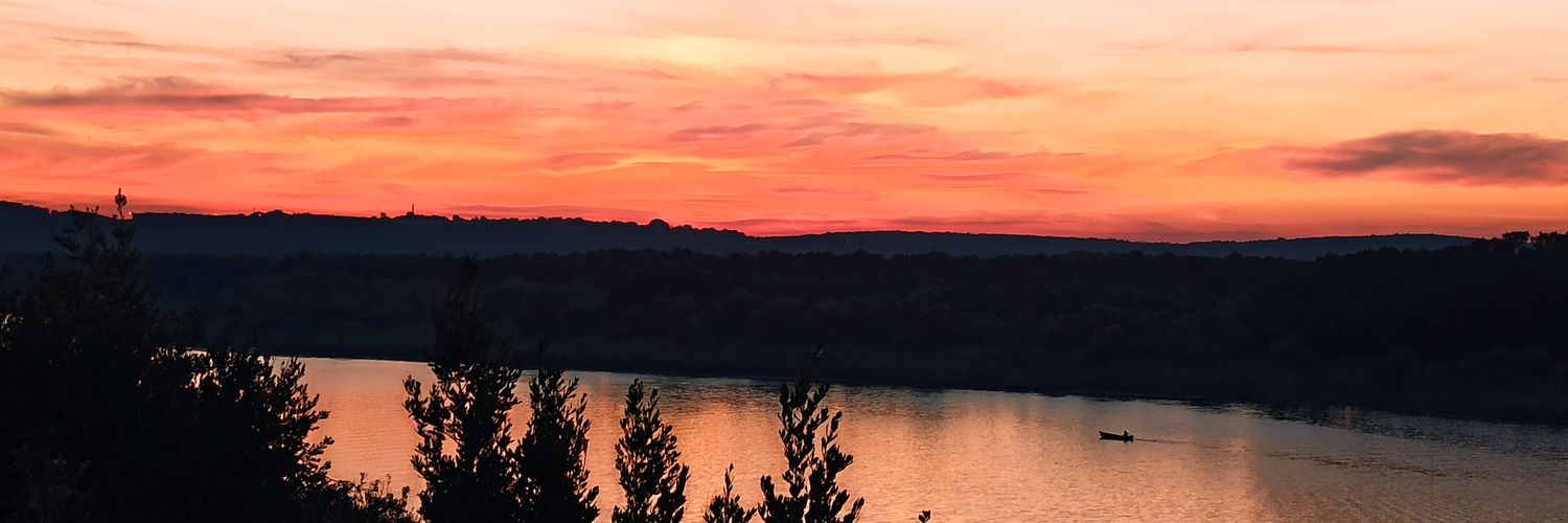 baharcan22's profile banner image