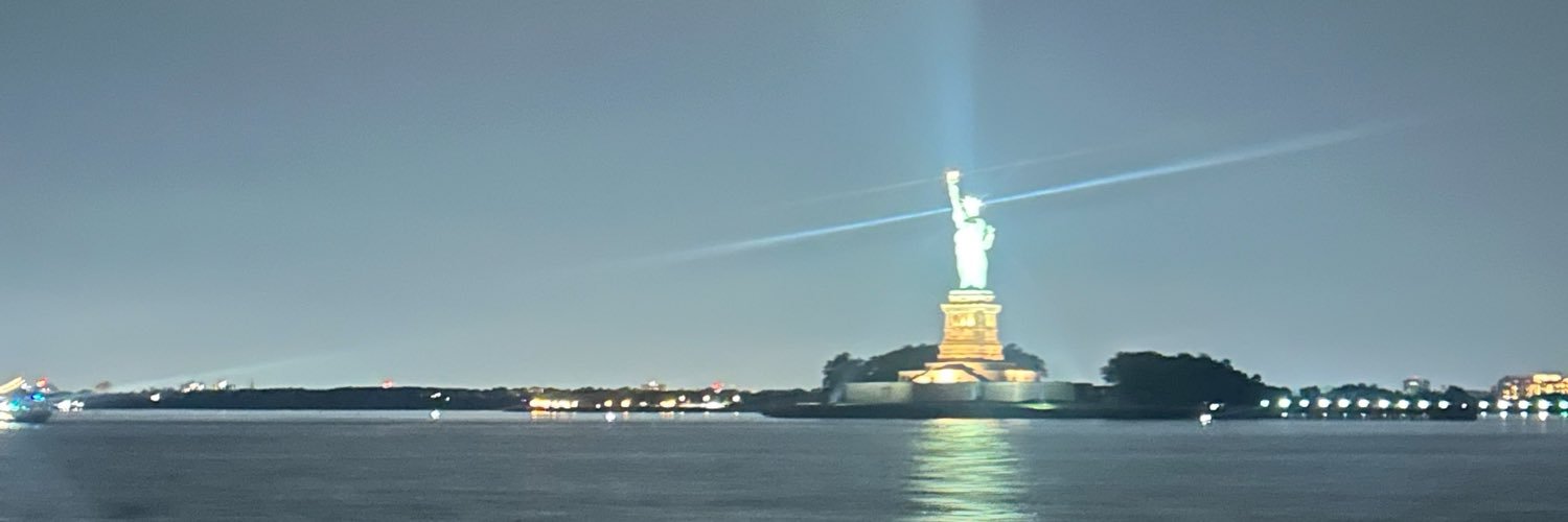 lanilove212's profile banner image