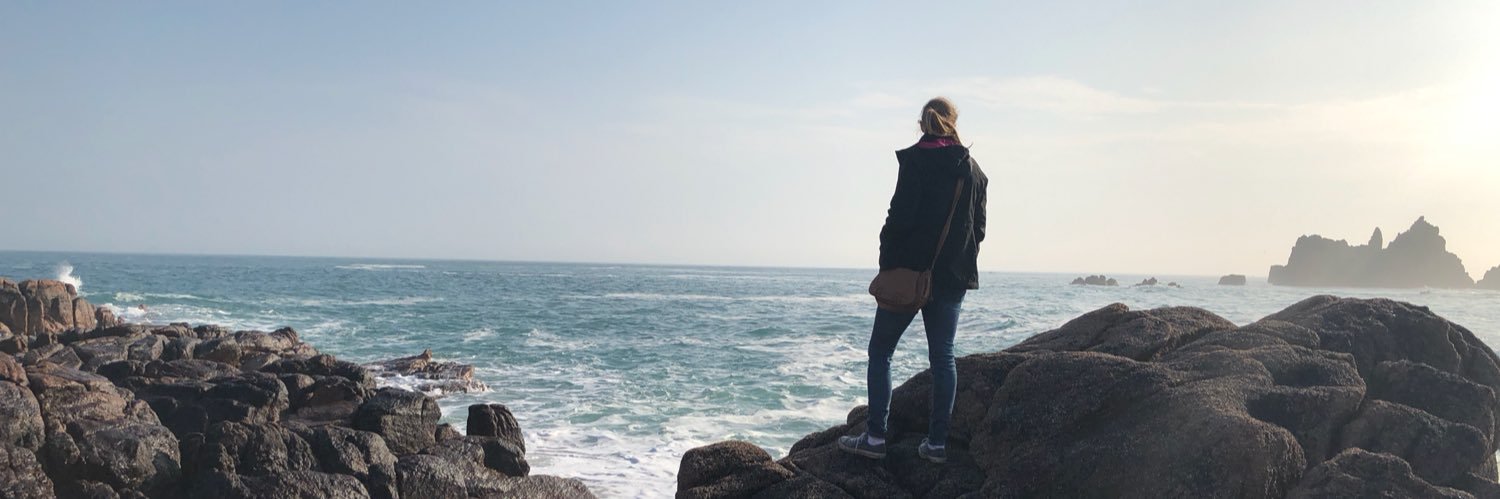 amyblonde's profile banner image
