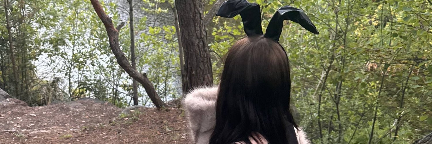 Evablx's profile banner image