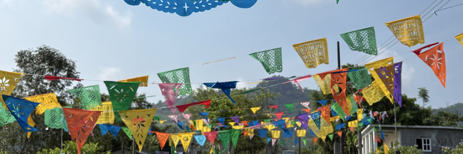 AlexiaMtzM's profile banner image