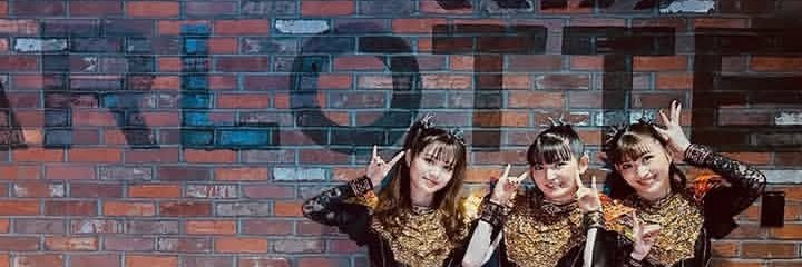 ini_qwin's profile banner image
