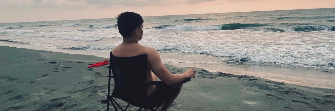 renierbona's profile banner image