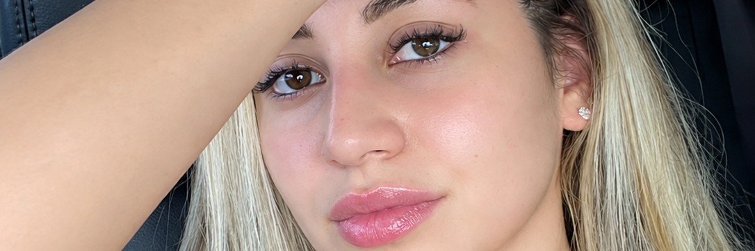 MaramOlivera1m's profile banner image