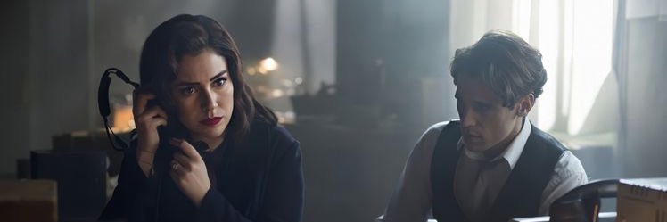 leaderluna's profile banner image