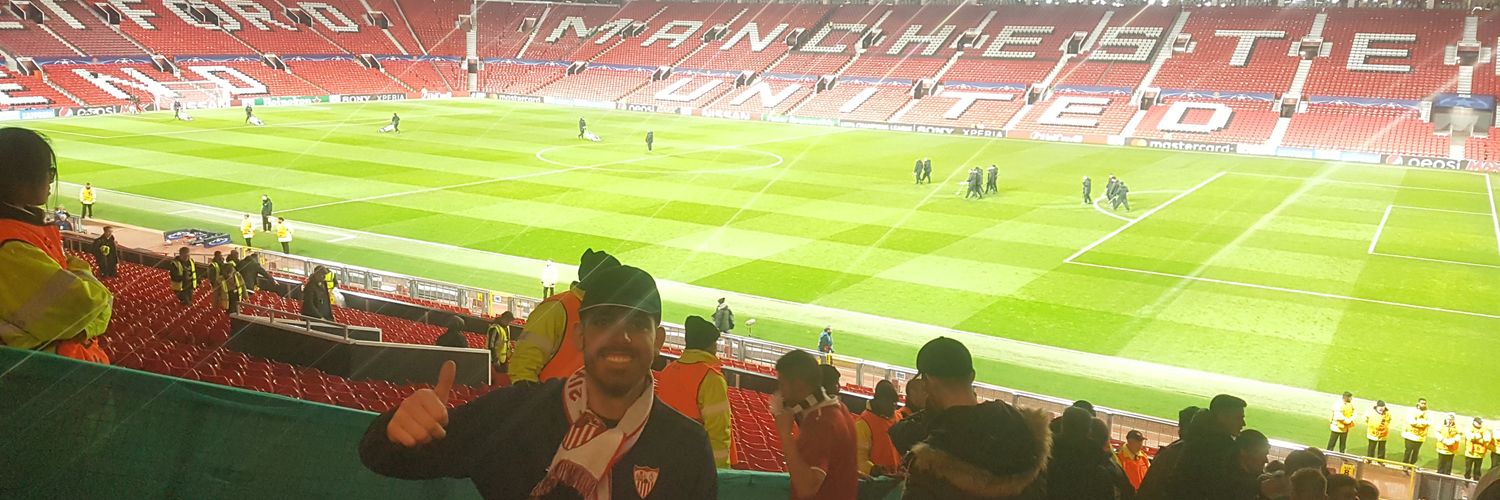 julivaro's profile banner image