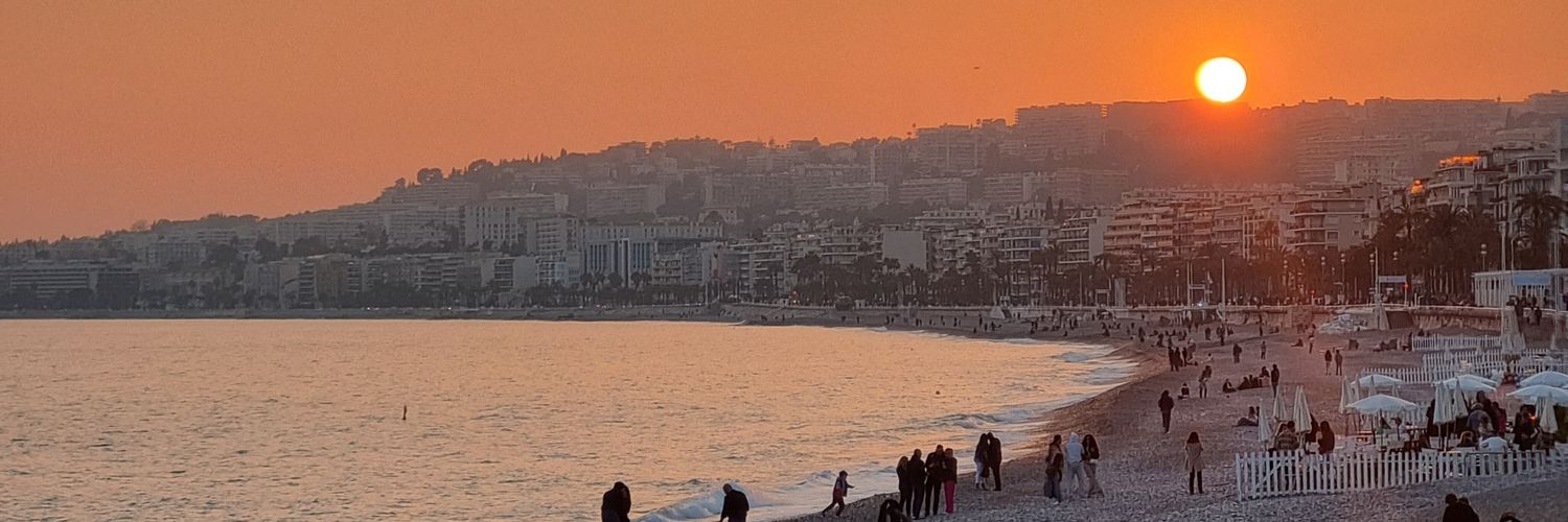 Agusstina27's profile banner image