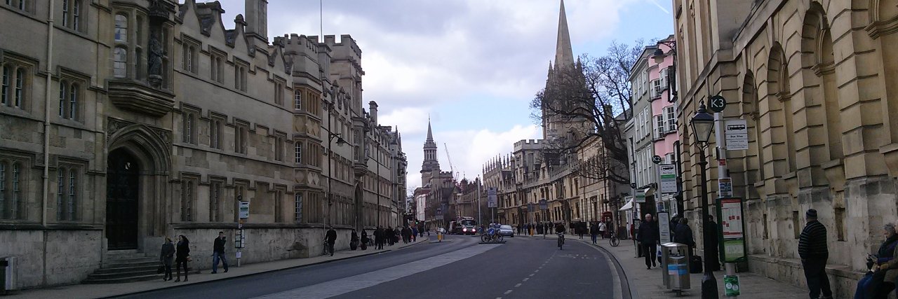 礼拝堂（H Ray Heidaugh） banner