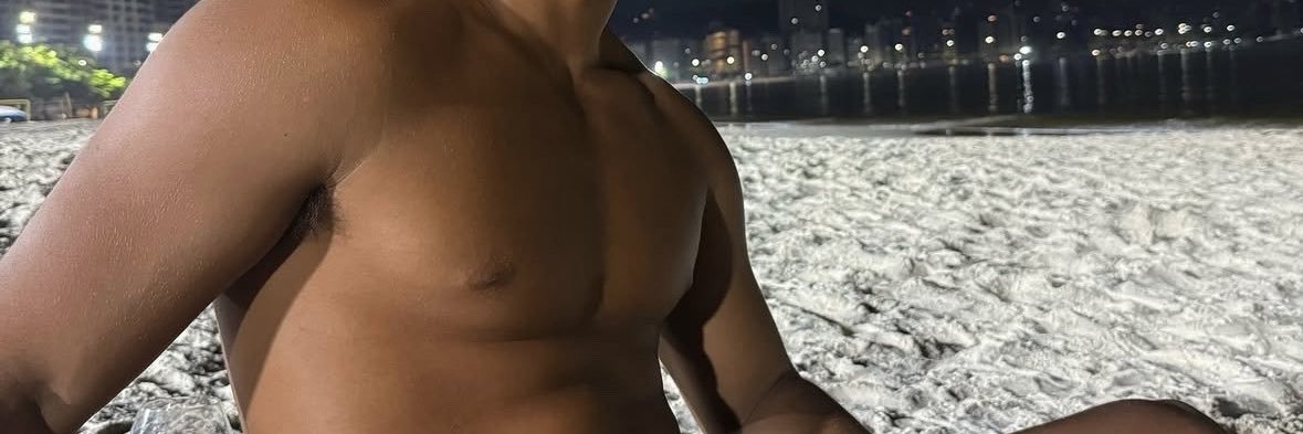 leosupie's profile banner image