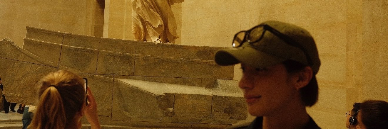 Lizziequmm's profile banner image